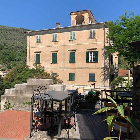 Bb Palazzo Doria Bed & Breakfast Dolcedo Exterior photo