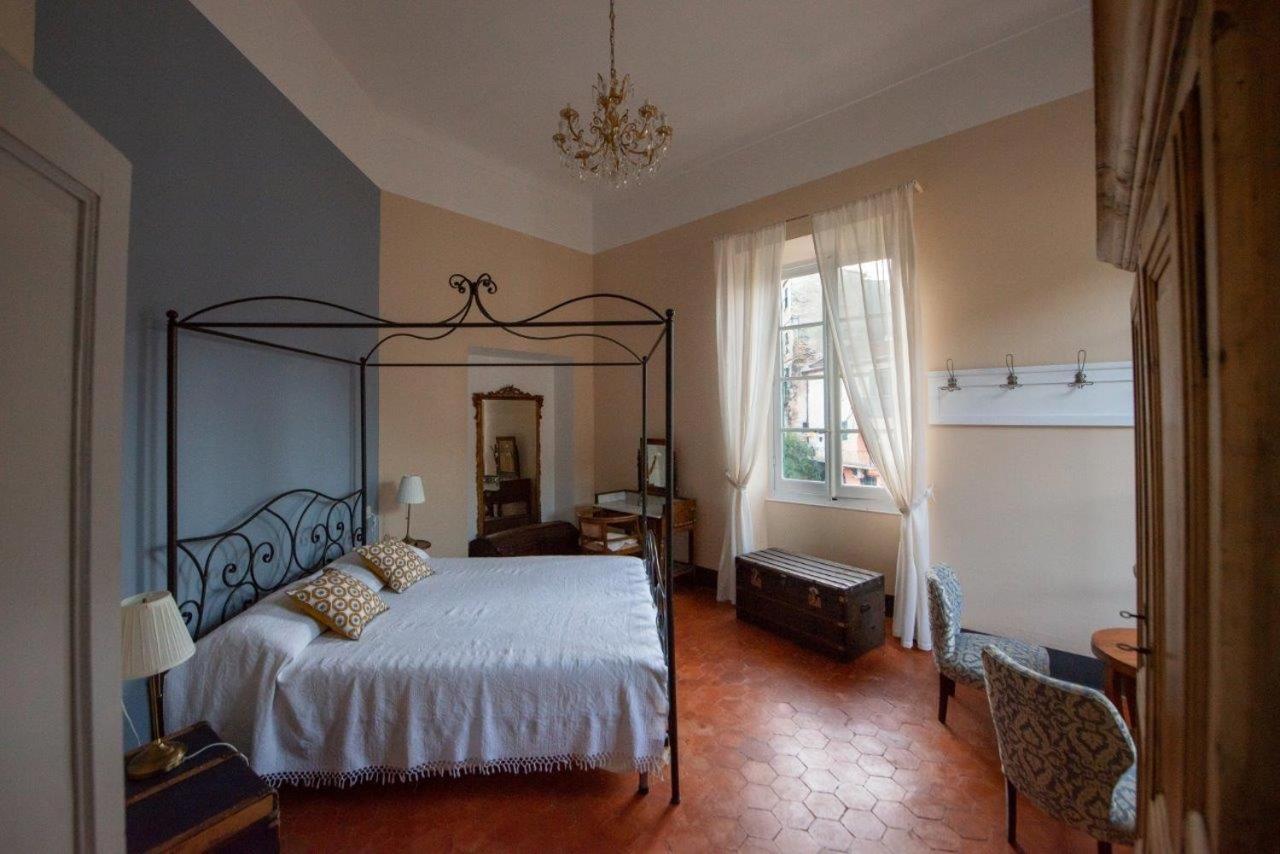 Bb Palazzo Doria Bed & Breakfast Dolcedo Exterior photo