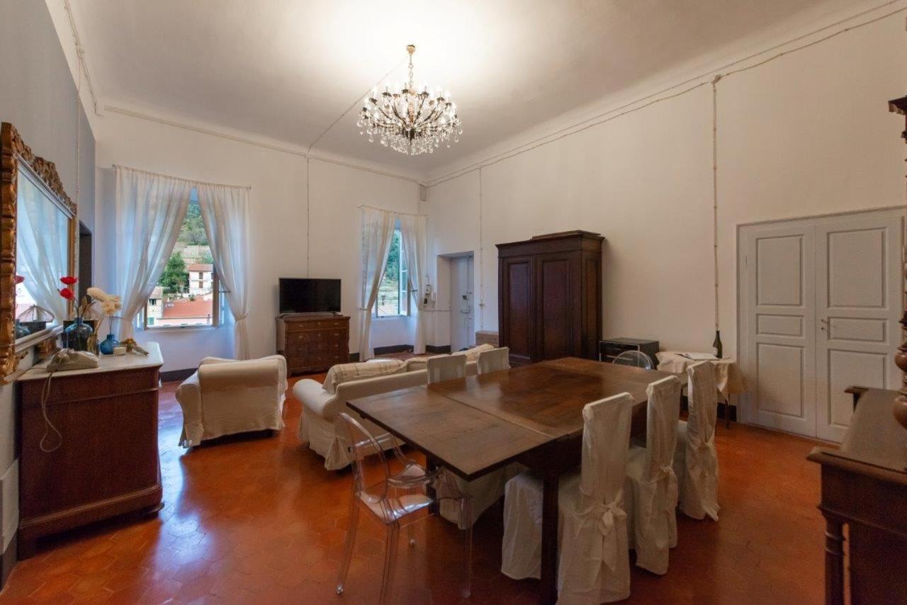 Bb Palazzo Doria Bed & Breakfast Dolcedo Exterior photo